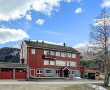 Norway Møre og Romsdal Tresfjord vacation rental compare prices direct by owner 26661370