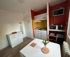 France Nouvelle-Aquitaine Mazerolles vacation rental compare prices direct by owner 27027273