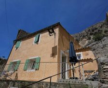 France Provence-Alpes-Côte d'Azur Saint-Saturnin-lès-Apt vacation rental compare prices direct by owner 26728516
