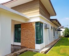 Malaysia Melaka Malacca vacation rental compare prices direct by owner 18501575