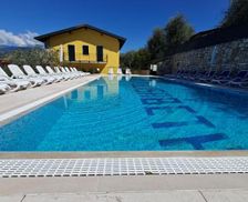 Italy Veneto Brenzone sul Garda vacation rental compare prices direct by owner 6996289