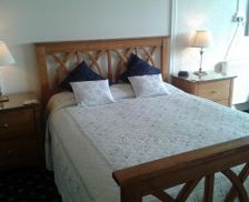 United Kingdom Gwynedd Llanddeiniolen vacation rental compare prices direct by owner 14204820