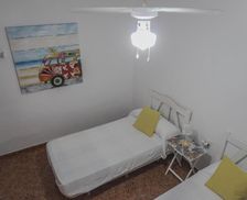 Spain Tenerife Los Cristianos vacation rental compare prices direct by owner 5411737