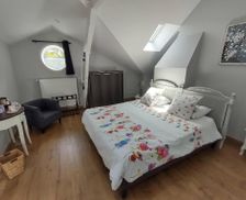 France Nord-Pas-de-Calais Saint-Léonard vacation rental compare prices direct by owner 13731509