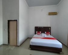 Indonesia Sumatra Jambi vacation rental compare prices direct by owner 28860696