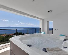 Croatia Split-Dalmatia County Brela vacation rental compare prices direct by owner 28151344