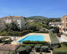 France Provence-Alpes-Côte d'Azur Sainte-Maxime vacation rental compare prices direct by owner 28955440