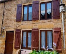 France Champagne - Ardenne Mouzon vacation rental compare prices direct by owner 26828814