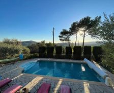 France Provence-Alpes-Côte d'Azur Le Castellet vacation rental compare prices direct by owner 28272153
