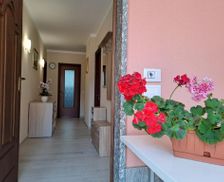 Italy Lombardy Brissago Valtravaglia vacation rental compare prices direct by owner 26953396