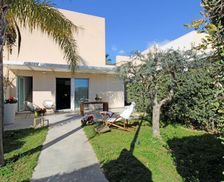 Italy Sicily Marina di Ragusa vacation rental compare prices direct by owner 29236766