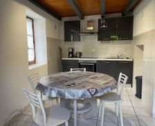 France Auvergne-Rhône-Alpes Chavornay vacation rental compare prices direct by owner 26707930