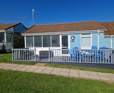 United Kingdom Devon Westward Ho vacation rental compare prices direct by owner 10165715