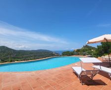 Italy Sardinia Costa Paradiso vacation rental compare prices direct by owner 26640766