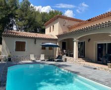France Provence-Alpes-Côte d'Azur Rognac vacation rental compare prices direct by owner 26920692