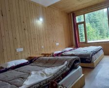 India Himachal Pradesh Jibhi vacation rental compare prices direct by owner 27358338