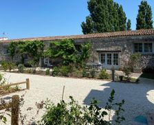 France  Saint-Just vacation rental compare prices direct by owner 14011847