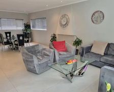 South Africa Gauteng Germiston vacation rental compare prices direct by owner 27033597