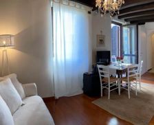 Italy Lombardy Iseo vacation rental compare prices direct by owner 26646546