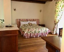 Italy Lombardy Ispra vacation rental compare prices direct by owner 14753917