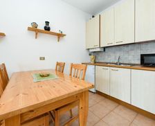 Italy Lombardy Tremosine Sul Garda vacation rental compare prices direct by owner 27526319