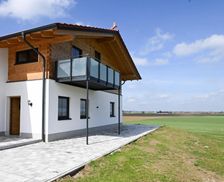 Germany Bavaria Unterneukirchen vacation rental compare prices direct by owner 28996243
