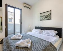 Malta Malta St. Julianʼs vacation rental compare prices direct by owner 28582306