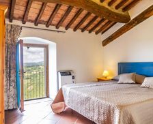 Italy Tuscany Roccatederighi vacation rental compare prices direct by owner 27009020