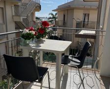 Italy Sicily Marina di Ragusa vacation rental compare prices direct by owner 27745485