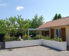 France Nouvelle-Aquitaine Montjean vacation rental compare prices direct by owner 26928943