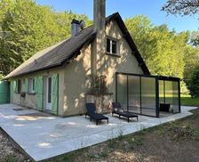 France Burgundy Saint-Fargeau vacation rental compare prices direct by owner 27991988