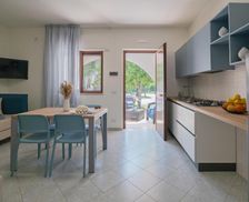 Italy Apulia Mattinata vacation rental compare prices direct by owner 12997008