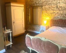 France Nouvelle-Aquitaine Blanzay vacation rental compare prices direct by owner 27572573
