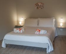 Italy Sicily Santa Venerina vacation rental compare prices direct by owner 26658680
