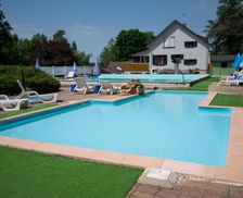 France Burgundy Saint-Honoré-les-Bains vacation rental compare prices direct by owner 27360308