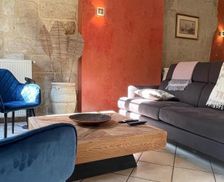 France Languedoc-Roussillon Uzès vacation rental compare prices direct by owner 27368973
