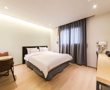 South Korea Gangwon-Do Yeongwol vacation rental compare prices direct by owner 35542176