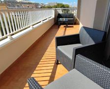 Spain Catalonia Salou vacation rental compare prices direct by owner 29309295