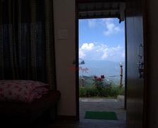 India Uttarakhand Kanatal vacation rental compare prices direct by owner 26940504