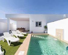 Spain Andalucía Chiclana de la Frontera vacation rental compare prices direct by owner 32268621