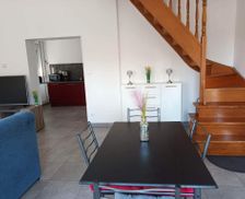 France Hauts-de-France Boué vacation rental compare prices direct by owner 27464278