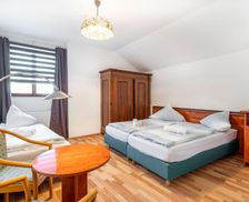Czechia Pilsen Přimda vacation rental compare prices direct by owner 28298776