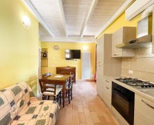 Italy Marche Urbania vacation rental compare prices direct by owner 28408509