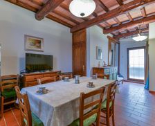 Italy Tuscany Castel del Piano vacation rental compare prices direct by owner 26869227