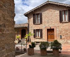 Italy Umbria Deruta vacation rental compare prices direct by owner 26875551