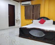 India Maharashtra Mumbai vacation rental compare prices direct by owner 29103947