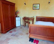 France Languedoc-Roussillon Sernhac vacation rental compare prices direct by owner 26823605