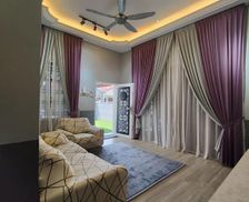 Malaysia Johor Pasir Gudang vacation rental compare prices direct by owner 32785761