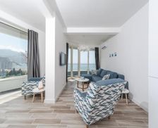 Montenegro Budva County Bečići vacation rental compare prices direct by owner 27531099