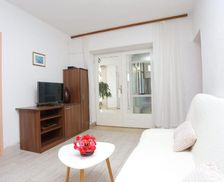 Croatia Split-Dalmatia County Brela vacation rental compare prices direct by owner 27449724